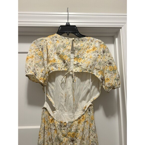 Kiss The Sky Tiered Maxi Dress Puff Sleeve Open Back Cutout Ditsy Floral Size M - Picture 6 of 8